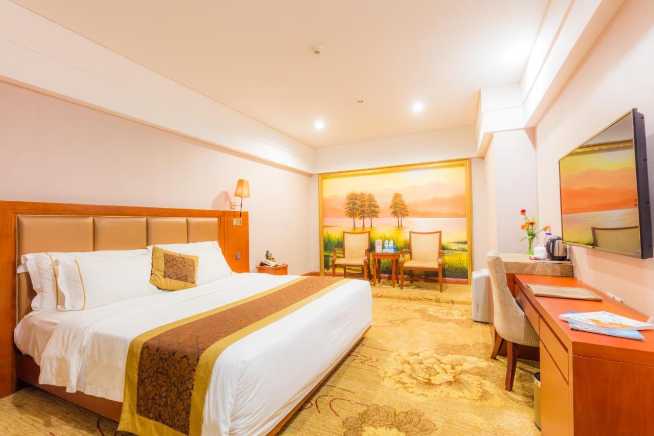 Zhuhai Guotai Hotel Екстериор снимка