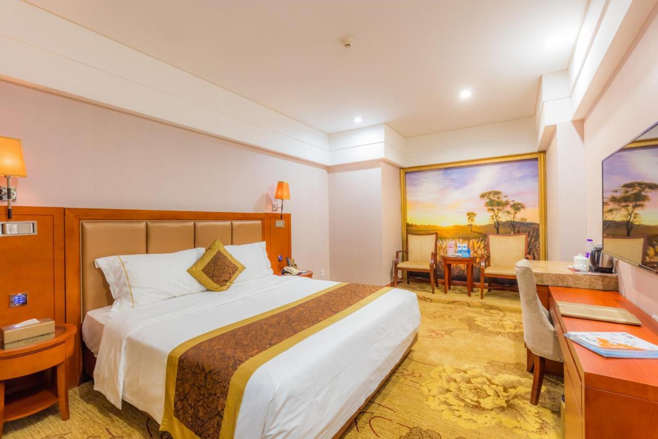 Zhuhai Guotai Hotel Екстериор снимка